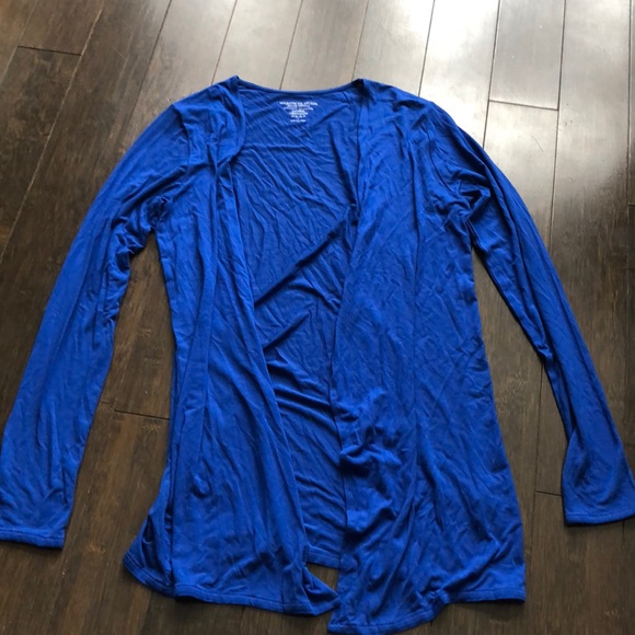 Long sleeve blue top - Picture 2 of 3